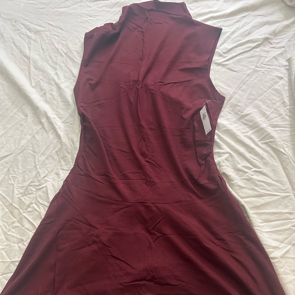 Old Navy Sleeveless A-Line Midi Dress in Burgundy - Picture 1 of 1